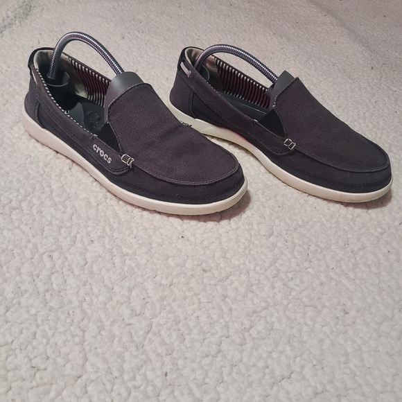 CROCS Shoes - CROCS women's gray loafer size 9